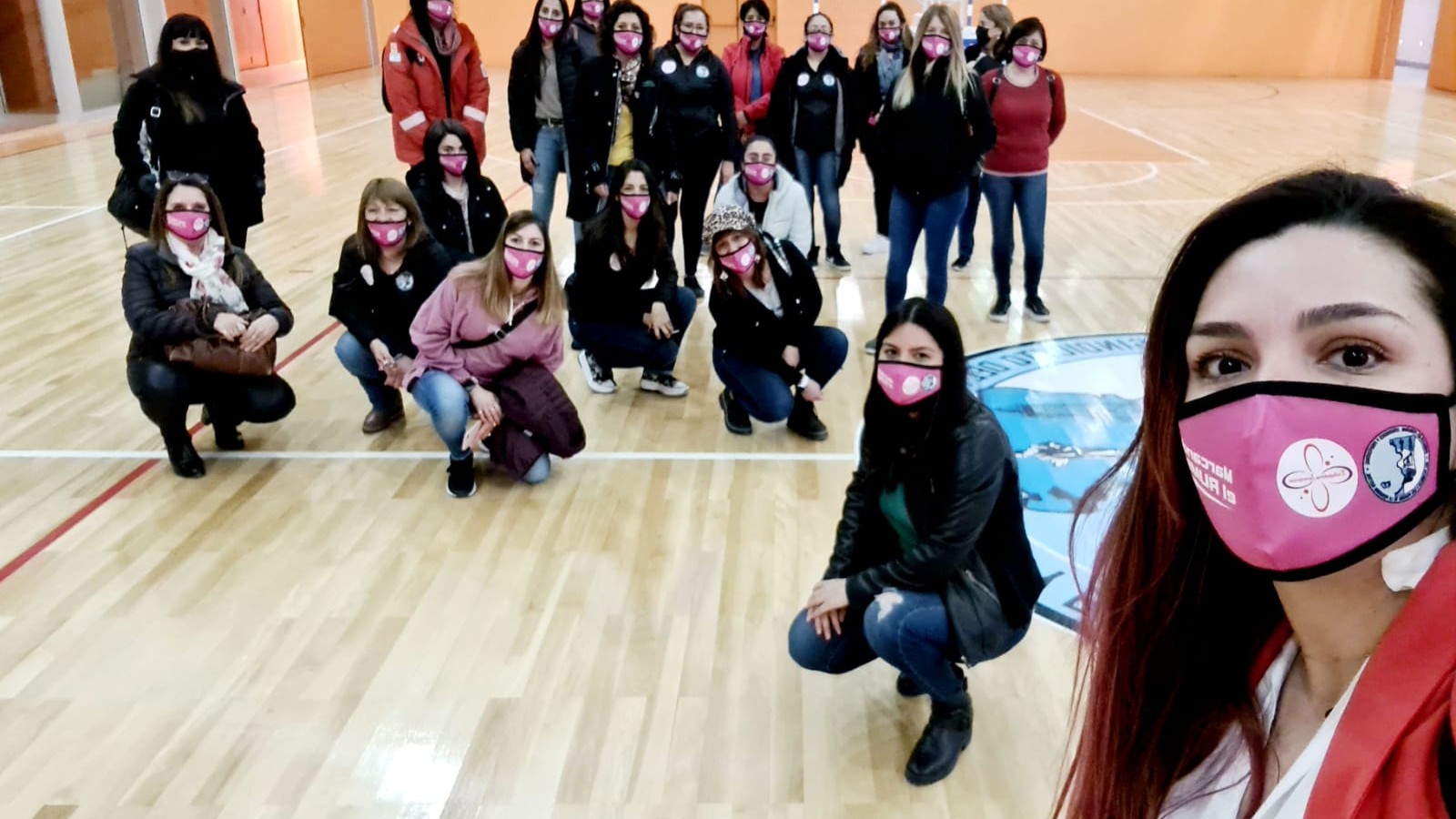 Trabajadoras Petroleras Jerárquicas recorrieron la obra del Centro de Actividades en Comodoro Rivadavia